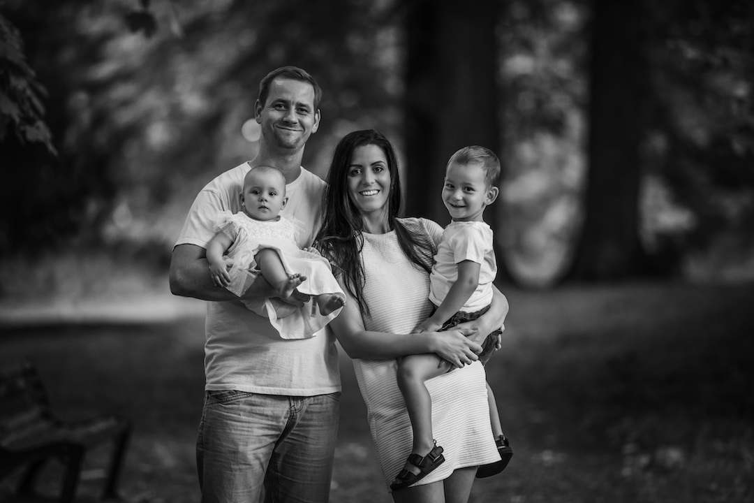 Monika y Marcel Balhar con su familia. Fundadores de la marca MATY'S Aromatherapy